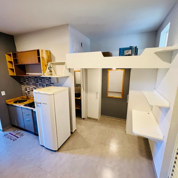 Imagem 17 da galeria do anúncio: esrudio mobiliado na Caputera. É lindo aqui!