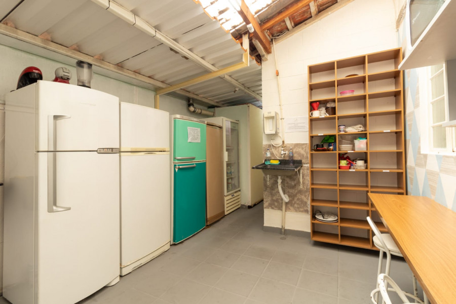 Imagem 2 da galeria do anúncio: Quartos para alugar - HOSTEL VANELIZ