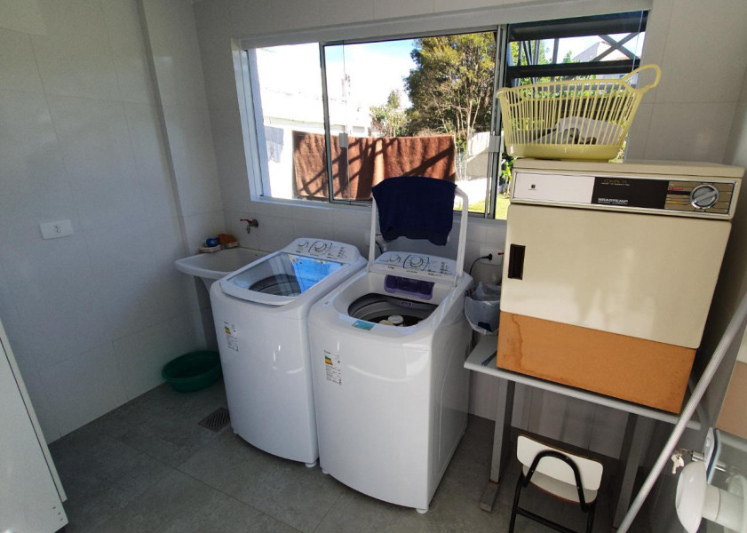 Imagem 7 da galeria do anúncio: Quarto proximo Parque BARIGUI/BRF E POSITIVO