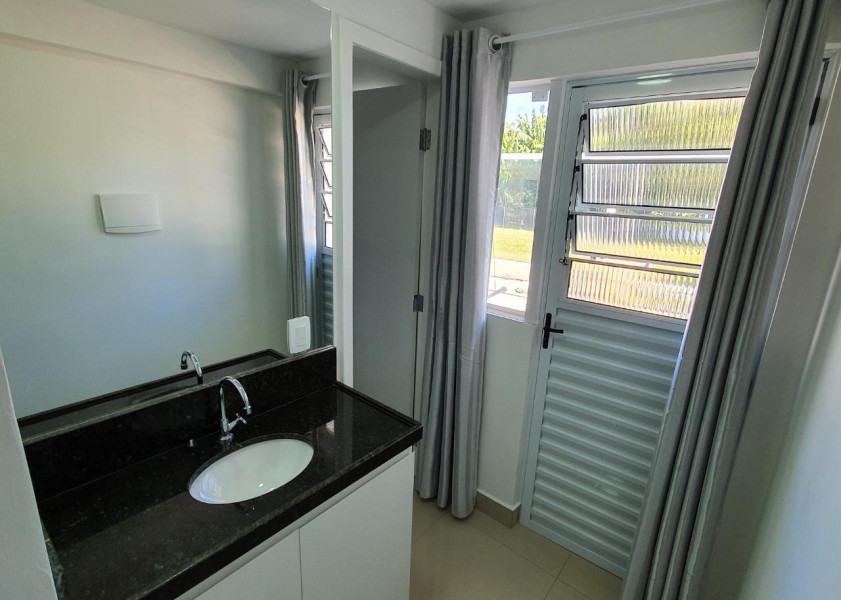 Imagem 12 da galeria do anúncio: Quarto proximo Parque BARIGUI/BRF E POSITIVO