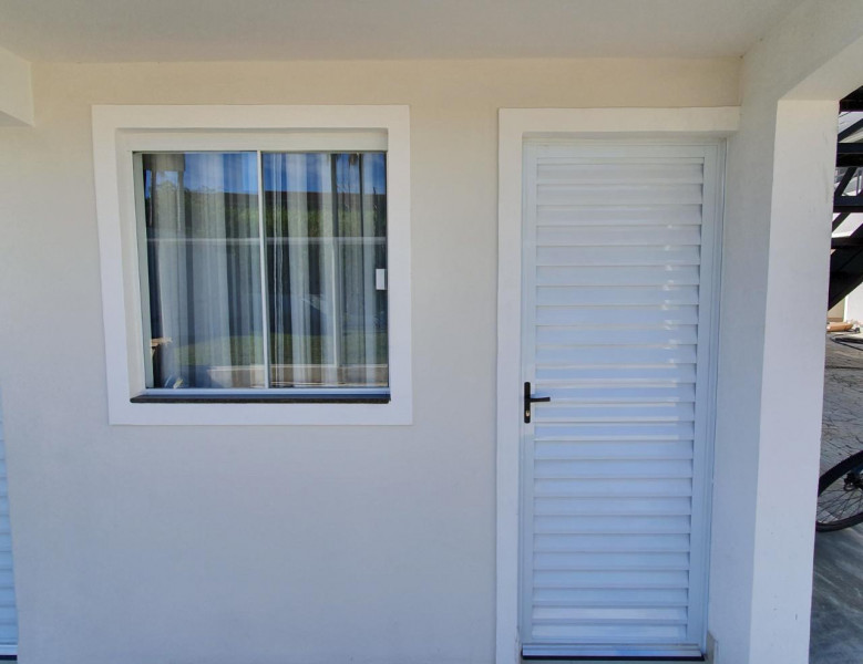 Imagem 8 da galeria do anúncio: Quarto proximo Parque BARIGUI/BRF E POSITIVO