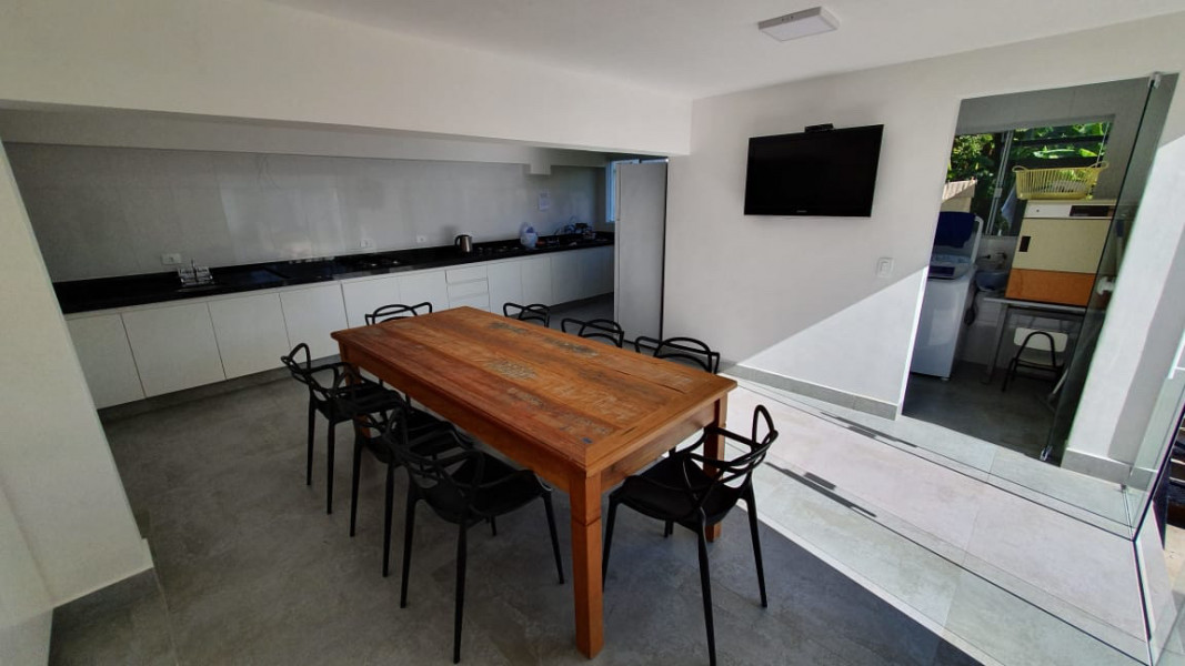 Imagem 5 da galeria do anúncio: Quarto proximo Parque BARIGUI/BRF E POSITIVO