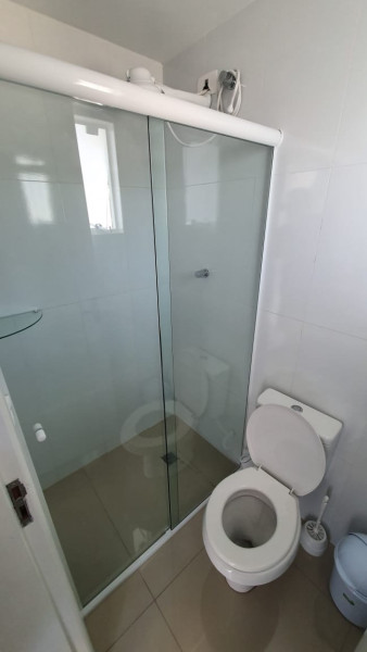 Imagem 4 da galeria do anúncio: Quarto proximo Parque BARIGUI/BRF E POSITIVO