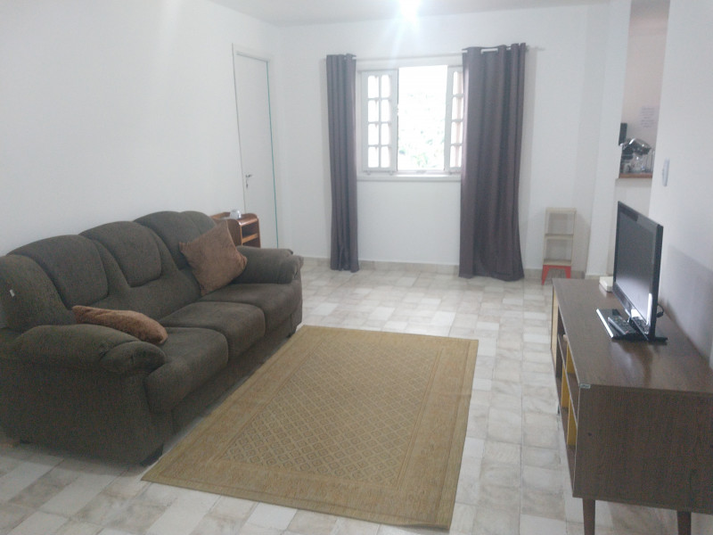 Imagem 1 da galeria do anúncio: quarto mobiliado república centro Nova Friburgo.