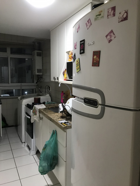 Imagem 3 da galeria do anúncio: Alugo Quarto  com banheiro Individual