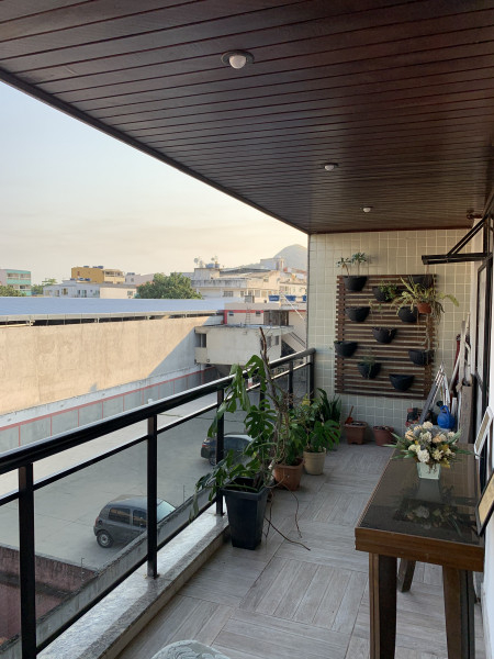 Imagem 2 da galeria do anúncio: Quarto mobiliado com banheiro exclusivo