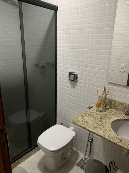 Imagem 8 da galeria do anúncio: Quarto mobiliado com banheiro exclusivo