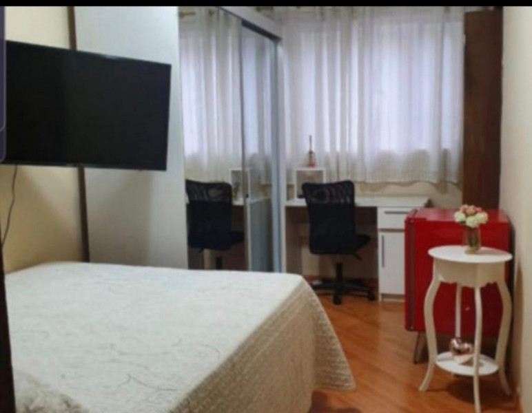 Imagem 1 da galeria do anúncio: Lindo quarto com banheiro na Liberdade.