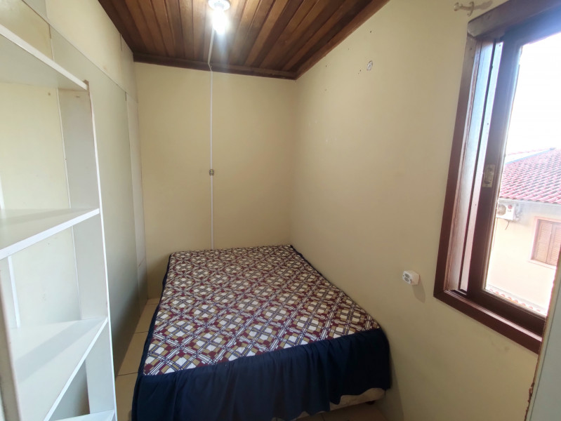 Imagem 1 da galeria do anúncio: QUARTO INDIVIDUAL PARA CASAL/SOLTEIRO