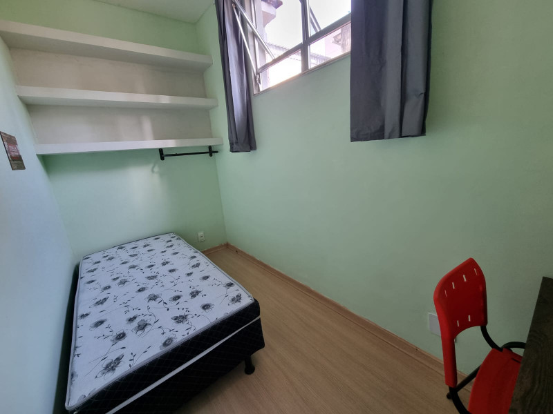 Imagem 9 da galeria do anúncio: Casa mista - Em frente a UERJ