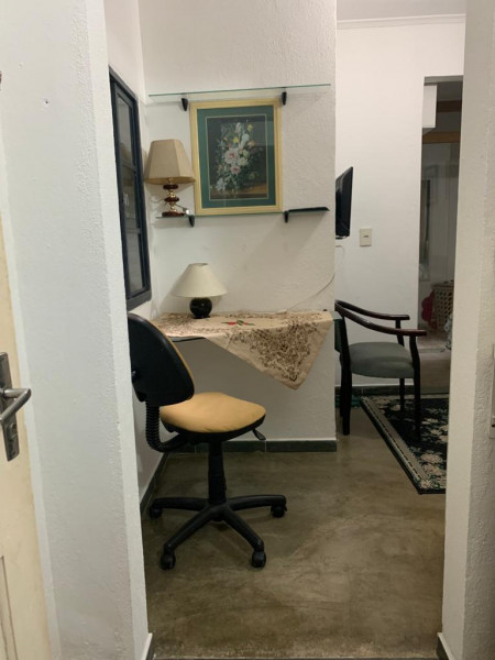 Imagem 14 da galeria do anúncio: Linda suíte com cozinha para rapaz (recém reformada!)