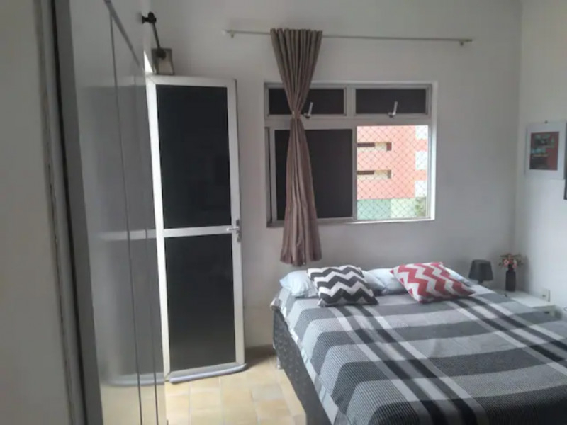 Imagem 4 da galeria do anúncio: Suite com tv no Papicu, prox Riomar e HGF