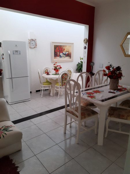 Imagem 4 da galeria do anúncio: QUARTO  CONFORTÁVEL