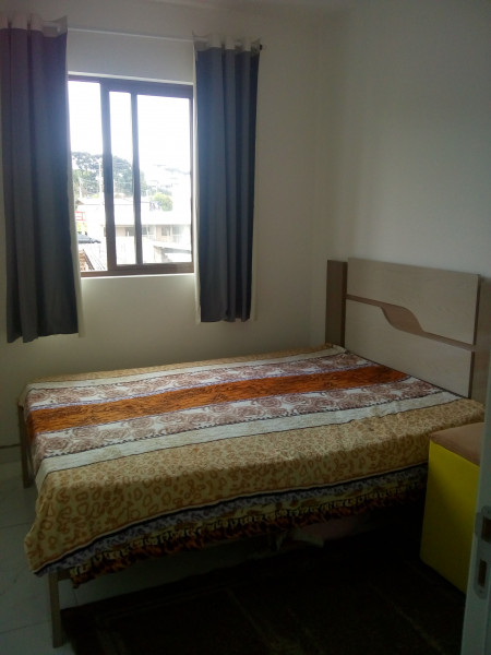 Imagem 1 da galeria do anúncio: Quarto para mulheres