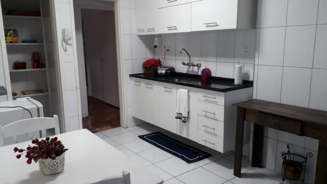 Imagem 2 da galeria do anúncio: Aluguel quarto cama solteiro no Jardins, próximo a Paulista