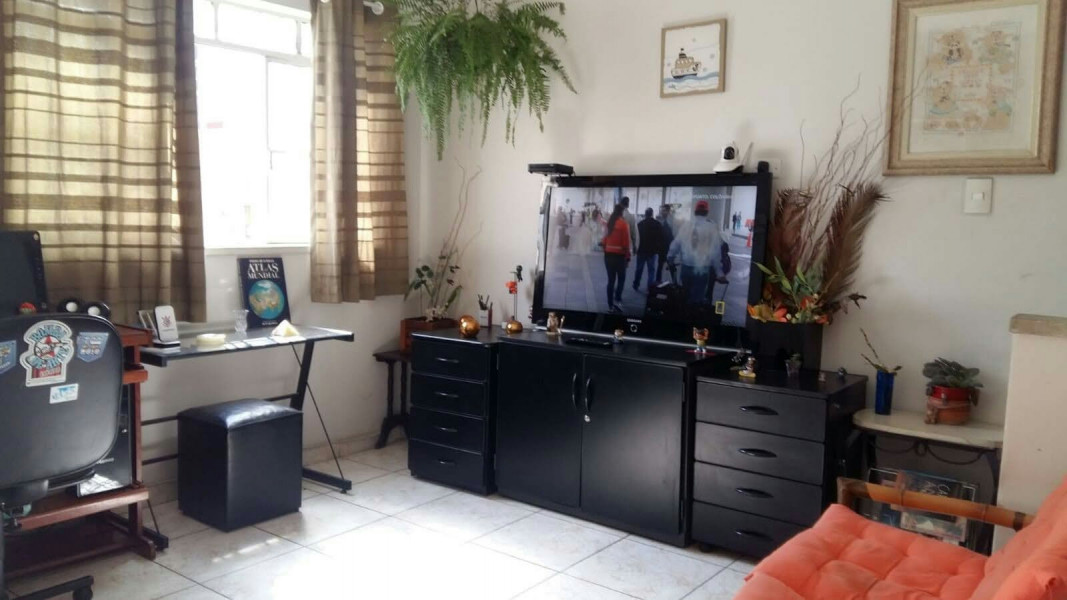 Imagem 6 da galeria do anúncio: casa montada para rapazes.