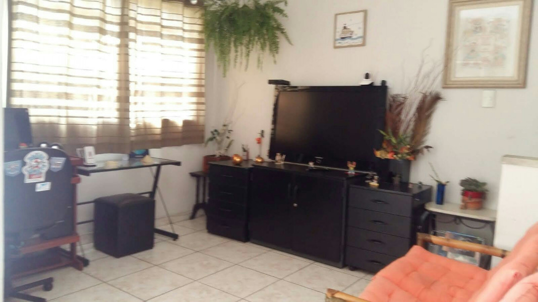 Imagem 5 da galeria do anúncio: casa montada para rapazes.