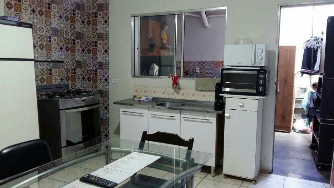 Imagem 2 da galeria do anúncio: casa montada para rapazes.