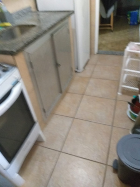 Imagem 4 da galeria do anúncio: Apartamento com quarto compartilhado para moças