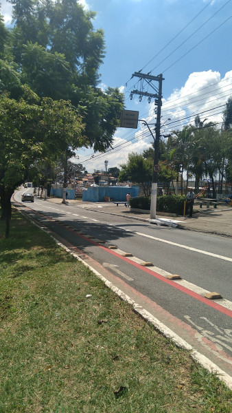 Imagem 15 da galeria do anúncio: QUARTO INDIVIDUAL MOÇAS JABAQUARA 5mints ônibus