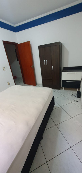 Imagem 3 da galeria do anúncio: Aluga-se quarto