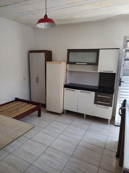 Imagem 2 da galeria do anúncio: kitnet e mobiliada para uma pessoa