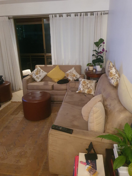 Imagem 8 da galeria do anúncio: Quarto mobiliado com banheiro compartilhado