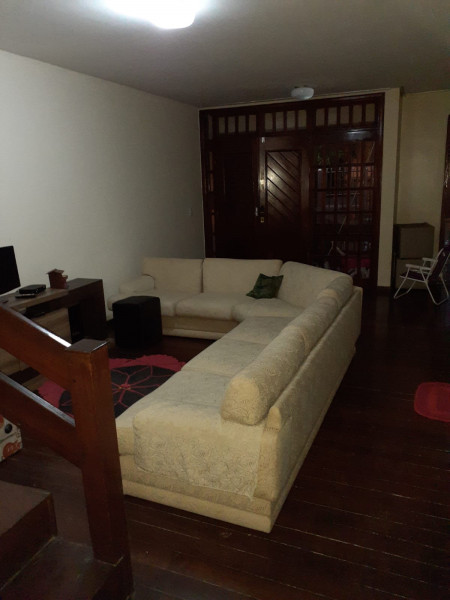 Imagem 2 da galeria do anúncio: Aluga-se quarto de solteiro