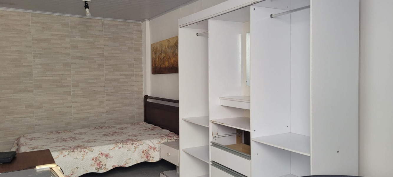 Imagem 1 da galeria do anúncio: Suite em quarto em Sao Conrado