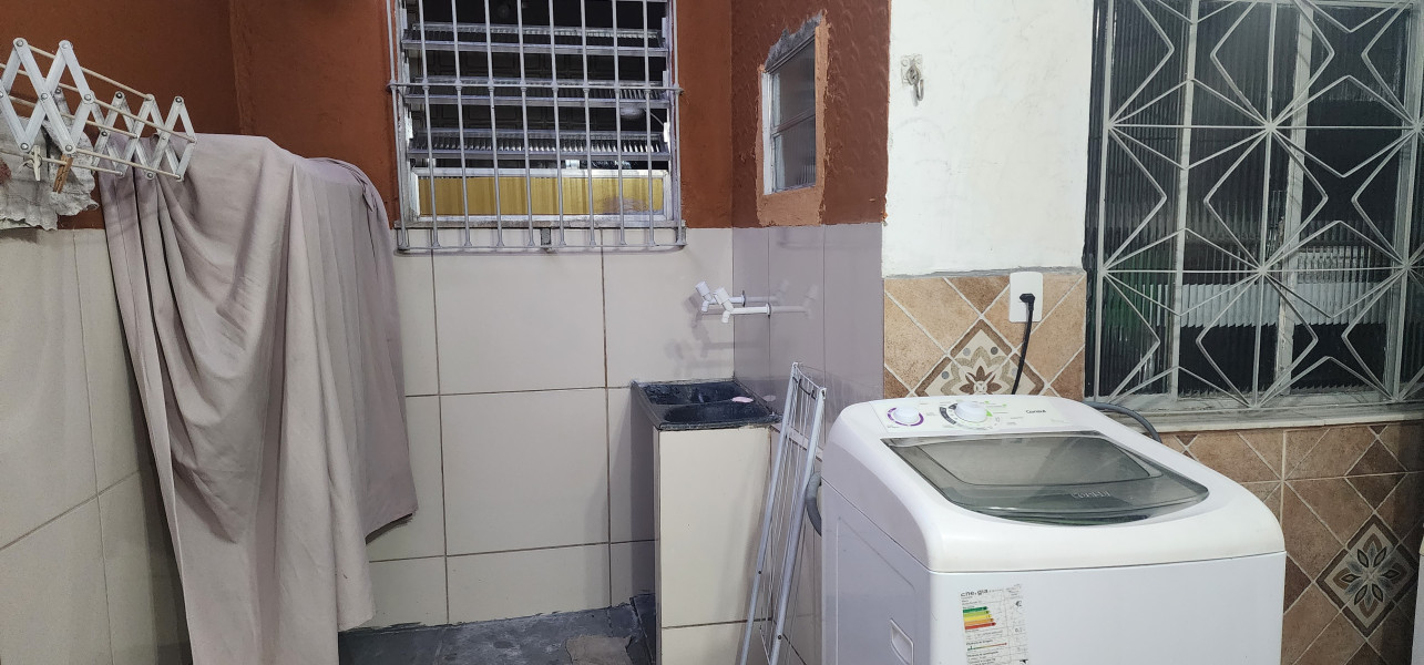 Imagem 10 da galeria do anúncio: Republica das Preciosas - rep feminina em fr a UERJ maracana