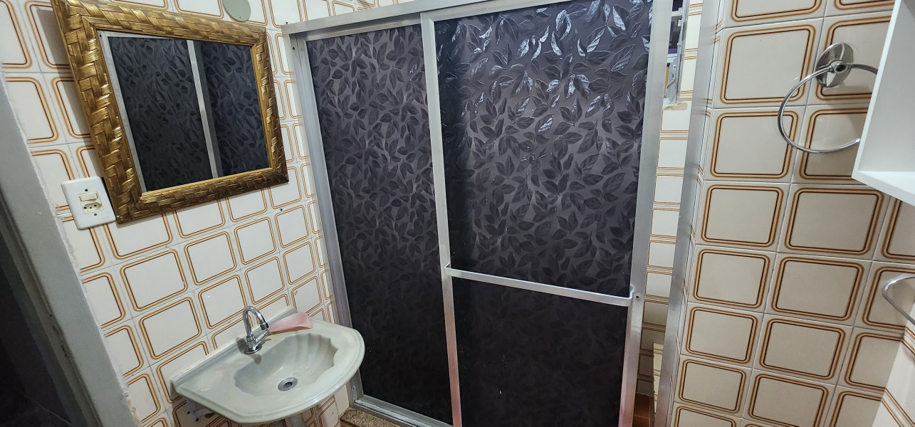 Imagem 8 da galeria do anúncio: Republica das Preciosas - rep feminina em fr a UERJ maracana