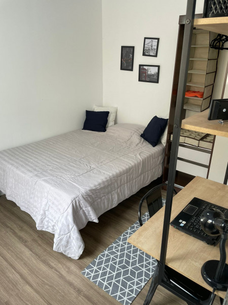 Imagem 3 da galeria do anúncio: QUARTO DE CASAL INTEIRO DECORADO VILA OLIMPIA