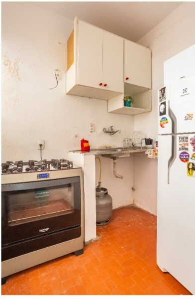 Imagem 8 da galeria do anúncio: Quarto com Varanda