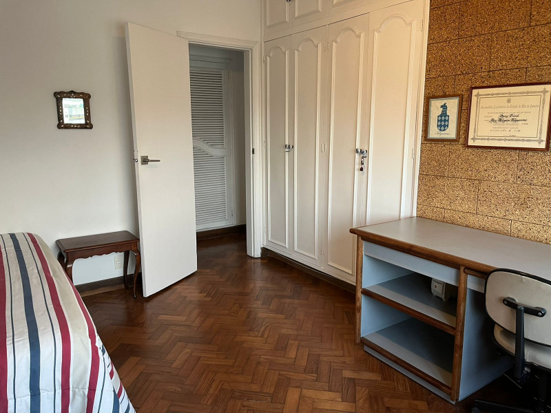 Imagem 3 da galeria do anúncio: Excelente quarto no Leblon com excelente vista