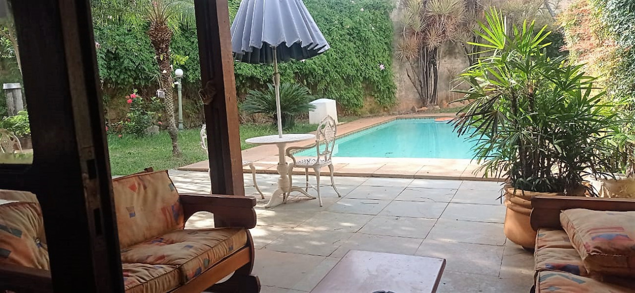 Imagem 2 da galeria do anúncio: LOCAÇÃO DE 01 semi suite e 01 quarto.