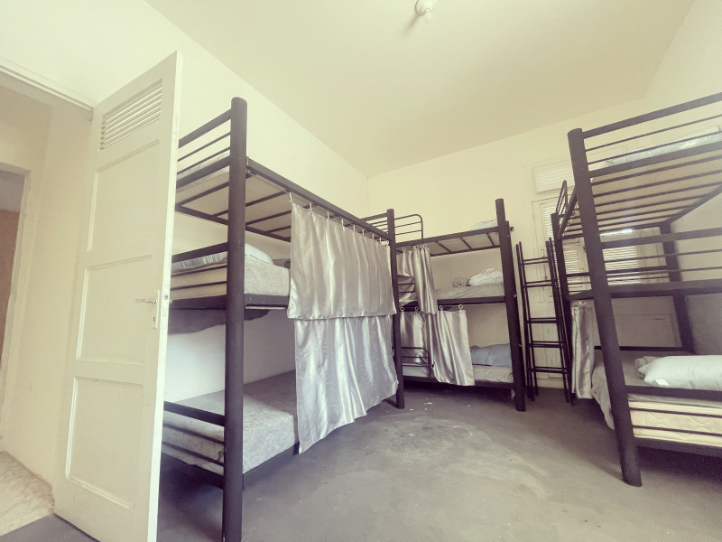 Imagem 2 da galeria do anúncio: quartos compartilhado (masculino e feminino)