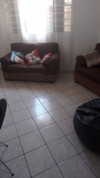 Imagem 3 da galeria do anúncio: Quarto individual ao lado do metro