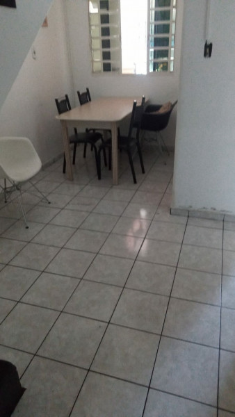 Imagem 5 da galeria do anúncio: Quarto individual ao lado do metro