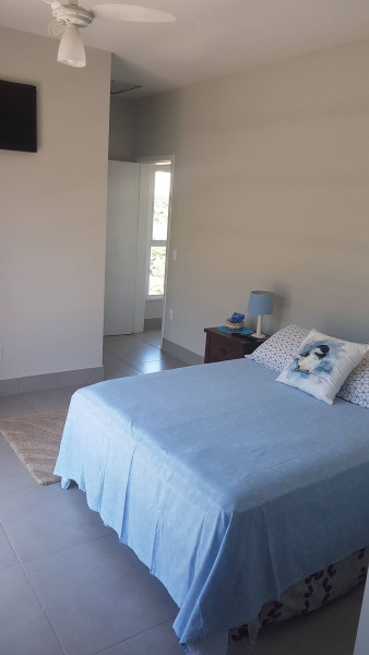 Imagem 1 da galeria do anúncio: Suíte com AR + Frigobar + Microondas