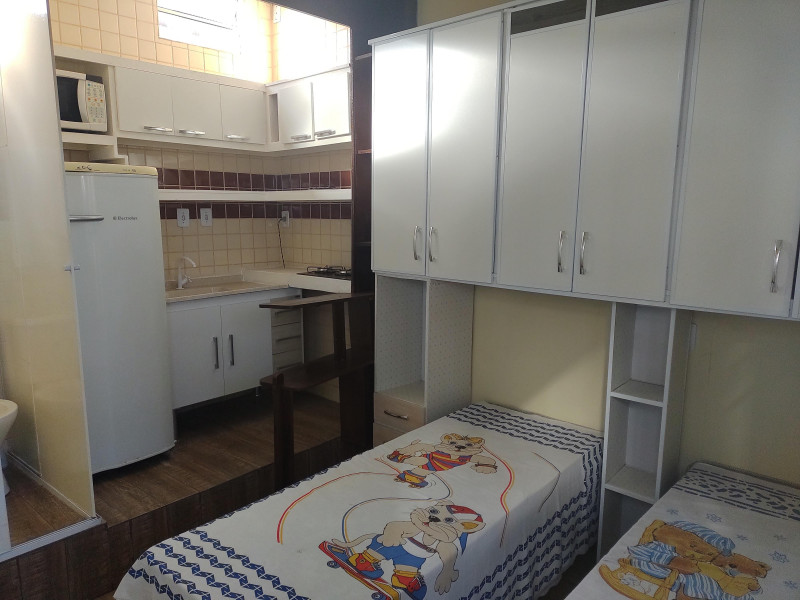 Imagem 2 da galeria do anúncio: Mini quitinete mobiliada, ou quartos