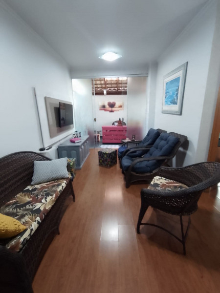 Imagem 7 da galeria do anúncio: ALUGO quarto a 1/2 quadra de todo comércio