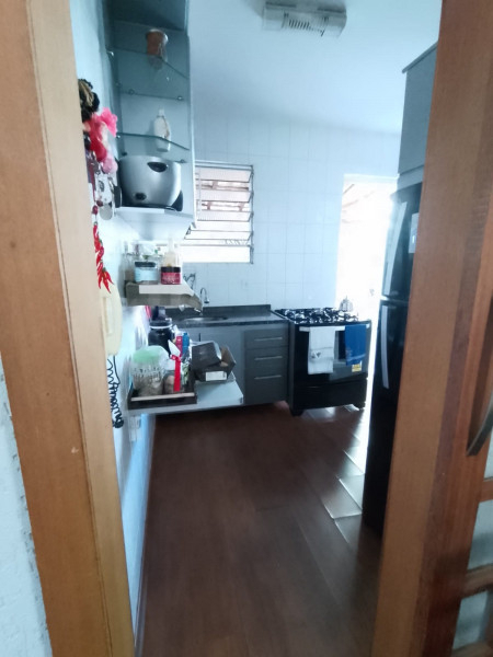 Imagem 5 da galeria do anúncio: ALUGO quarto a 1/2 quadra de todo comércio