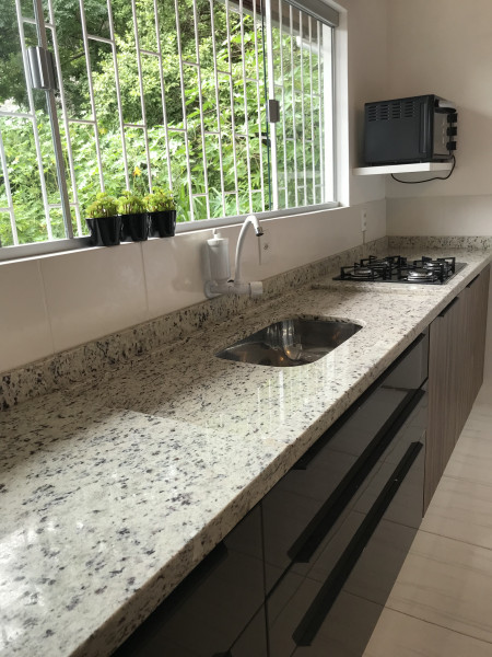 Imagem 16 da galeria do anúncio: QUARTO EM REPÚBLICA DESCOLADA