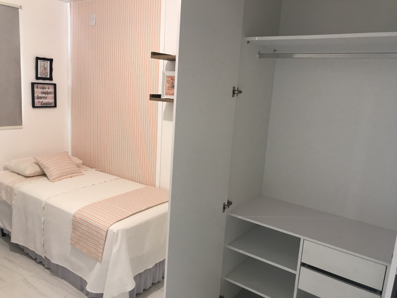 Imagem 9 da galeria do anúncio: QUARTO EM REPÚBLICA DESCOLADA