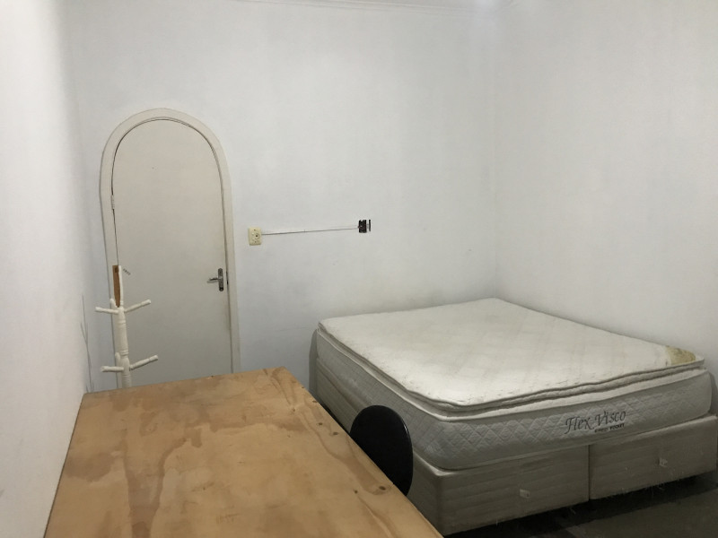 Imagem 7 da galeria do anúncio: Quarto individual mobiliado no centro