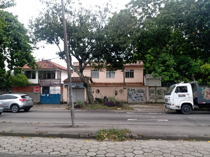 Imagem 18 da galeria do anúncio: QUARTO EM SULACAP.,300 m do Shopping.BRT