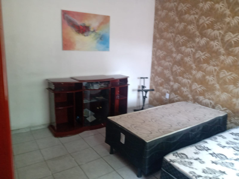 Imagem 6 da galeria do anúncio: QUARTO EM SULACAP.,300 m do Shopping.BRT