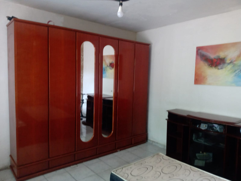 Imagem 1 da galeria do anúncio: QUARTO EM SULACAP.,300 m do Shopping.BRT