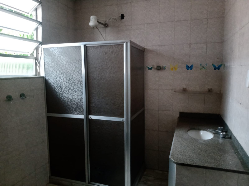 Imagem 3 da galeria do anúncio: QUARTO EM SULACAP.,300 m do Shopping.BRT