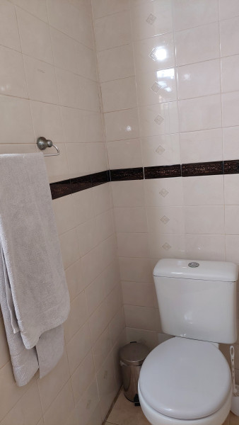 Imagem 10 da galeria do anúncio: Quarto em Casa de família